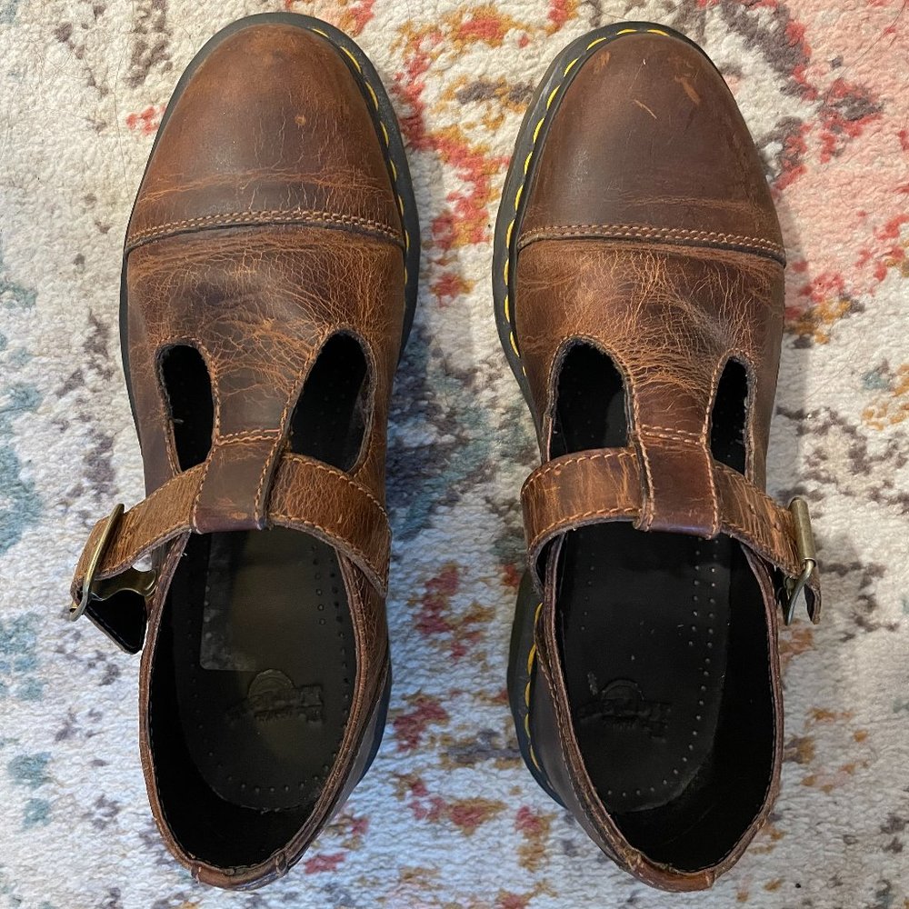 Dr. Martens Distressed Gormy Mary Jane Shoes Size 9